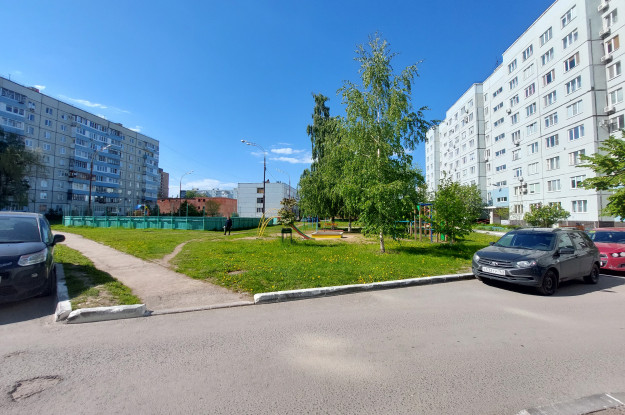 70 лет Октября, 58