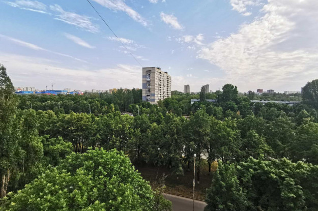 Ленинский, 40