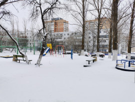 Есенина, 6